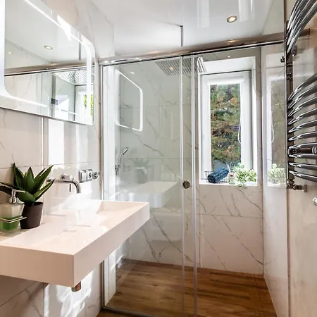 别墅 Housecube, Bar , Prywatne Kino, Bilard , Luxus