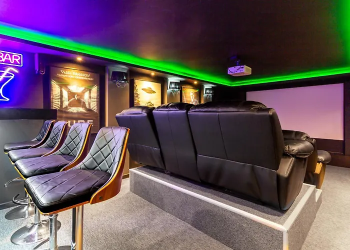 Housecube, Bar , Prywatne Kino, Bilard , Luxus 빌라