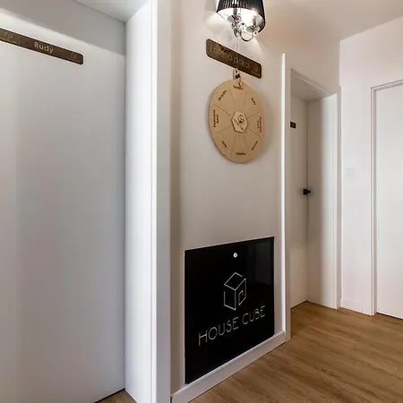 Housecube, Bar , Prywatne Kino, Bilard , Luxus Villa *