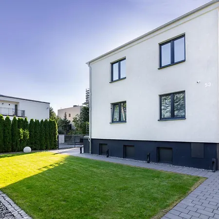 Housecube, Bar , Prywatne Kino, Bilard , Luxus *