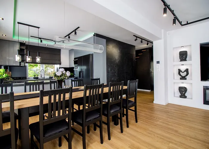 Housecube, Bar , Prywatne Kino, Bilard , Luxus Willa *